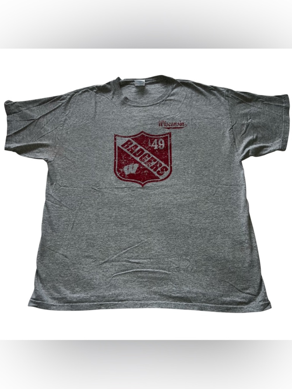 Wisconsin Badgers Grey 1849 Badgers Graphic T-shirt
• Size XL
